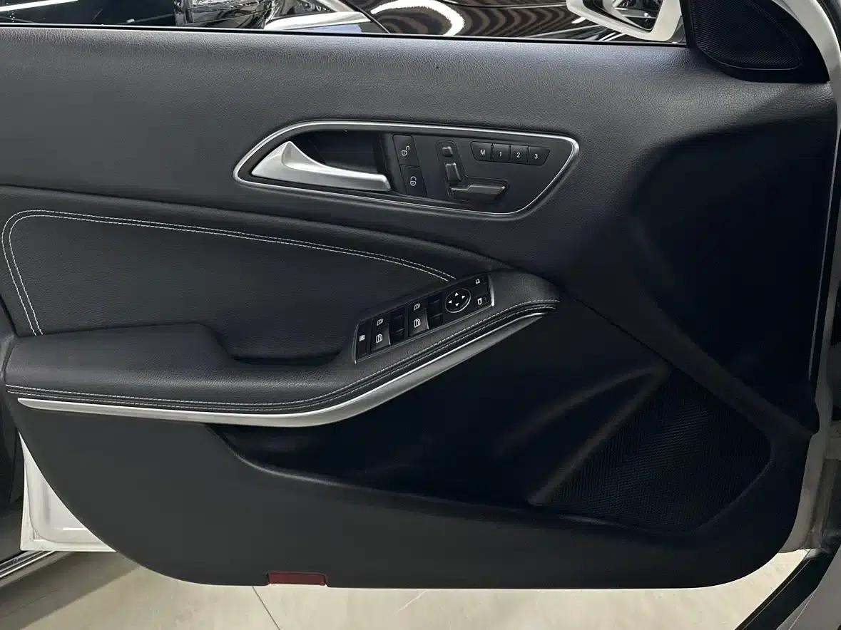 2016 Mercedes-Benz GLA 220 4MATIC Fashion Edition — миниатюра 20