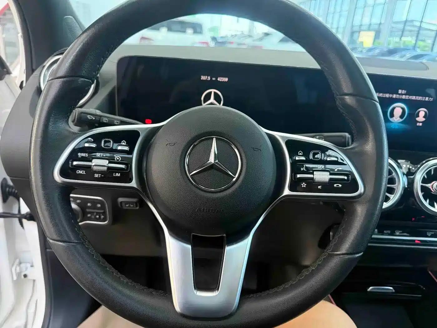2022 Mercedes-Benz GLA Facelift GLA 180 — миниатюра 12