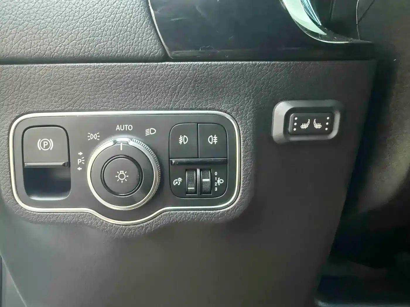 2022 Mercedes-Benz GLA Facelift GLA 180 — миниатюра 9