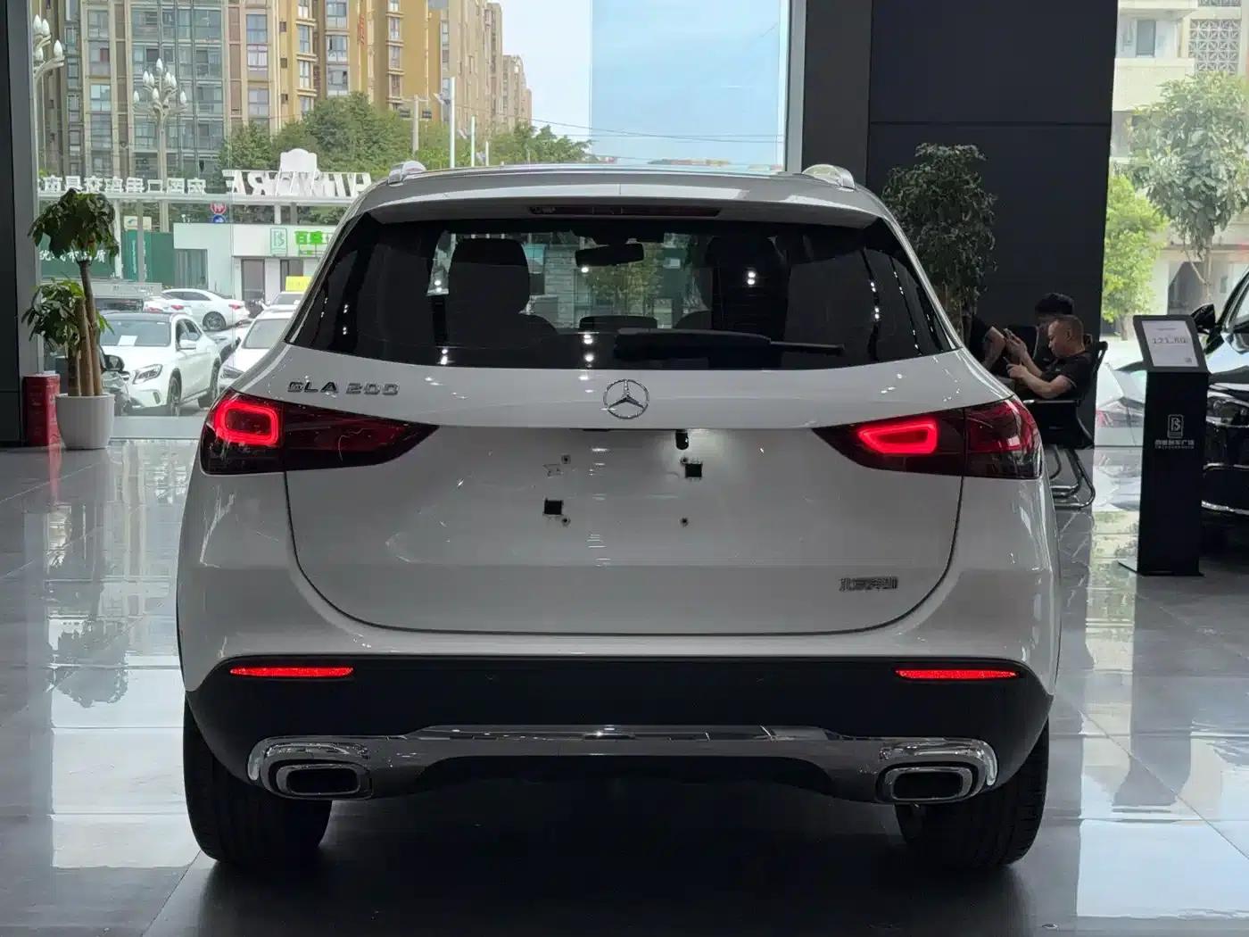 2020 Mercedes-Benz GLA 200 — миниатюра 5