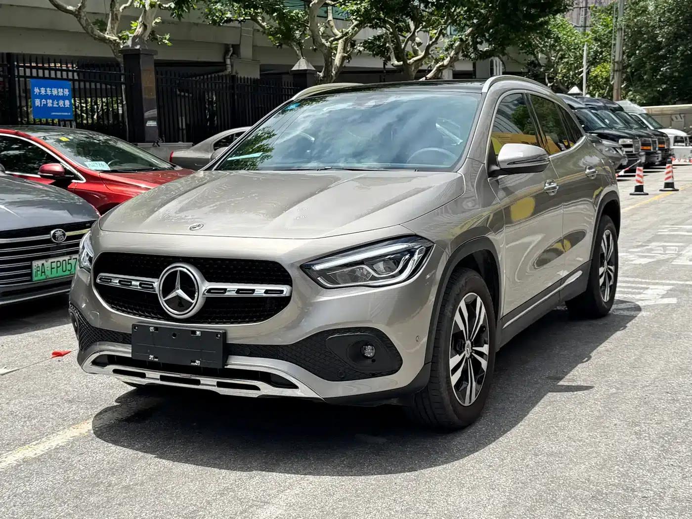 2023 Mercedes-Benz GLA 220 — миниатюра 1