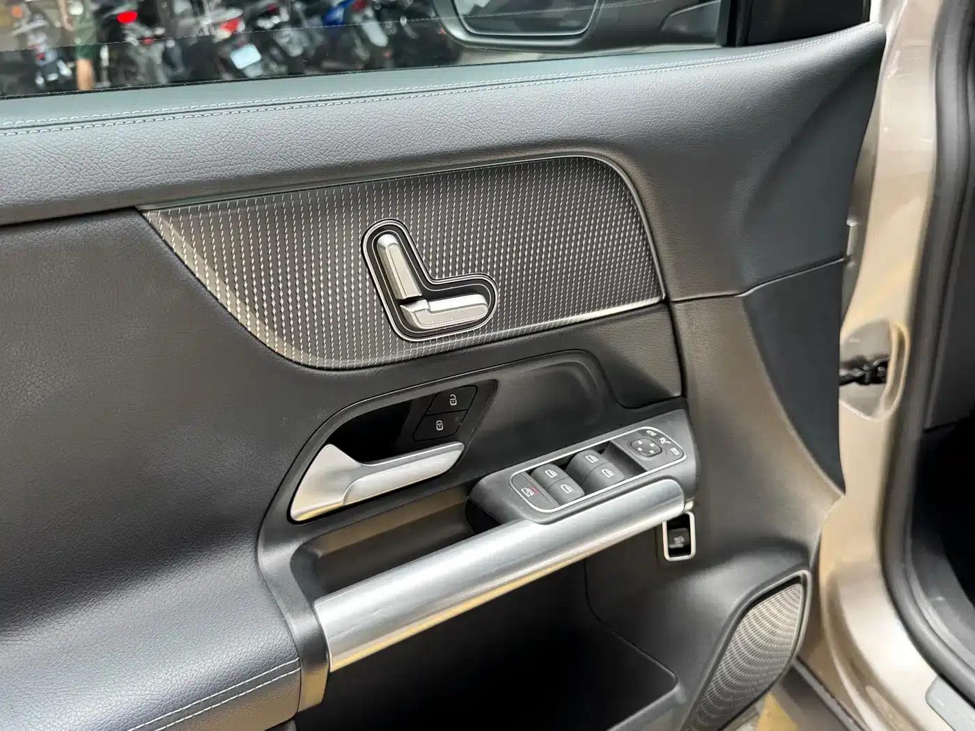2023 Mercedes-Benz GLA 220 — миниатюра 8