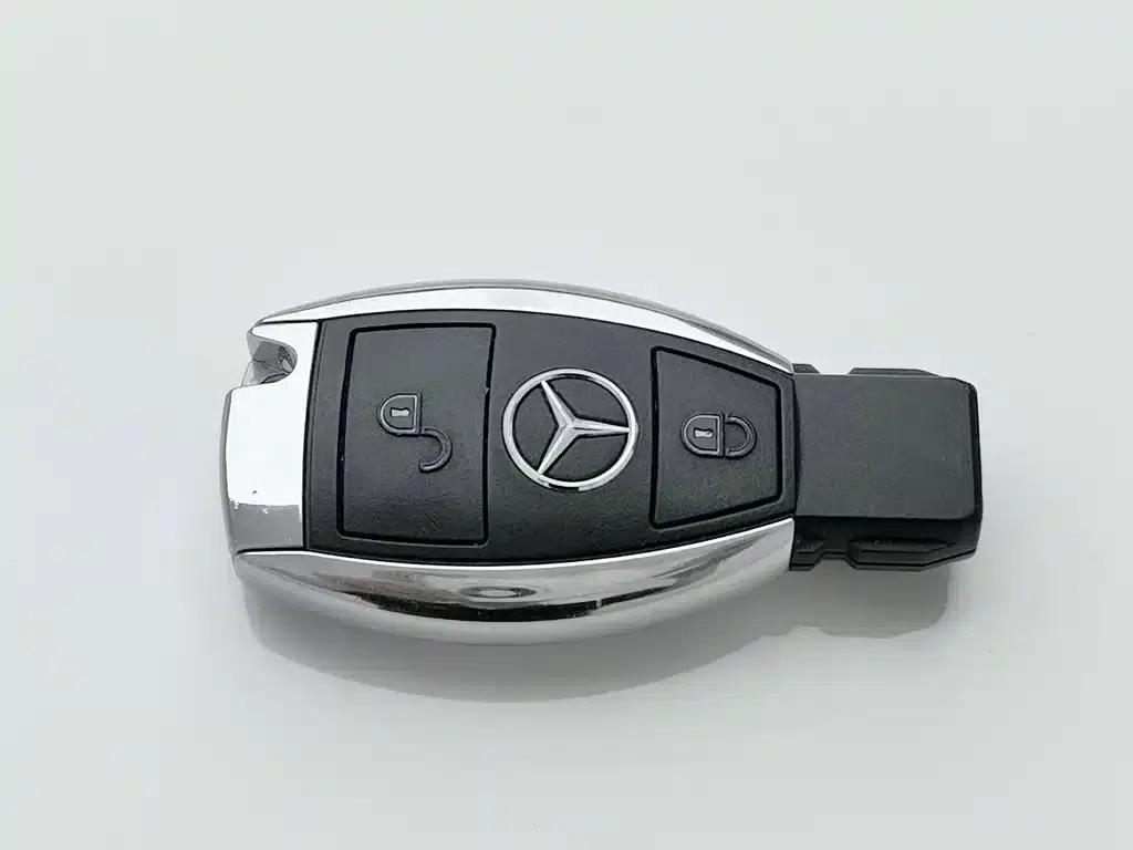 2016 Mercedes-Benz GLA 200 Fashion Edition — миниатюра 19