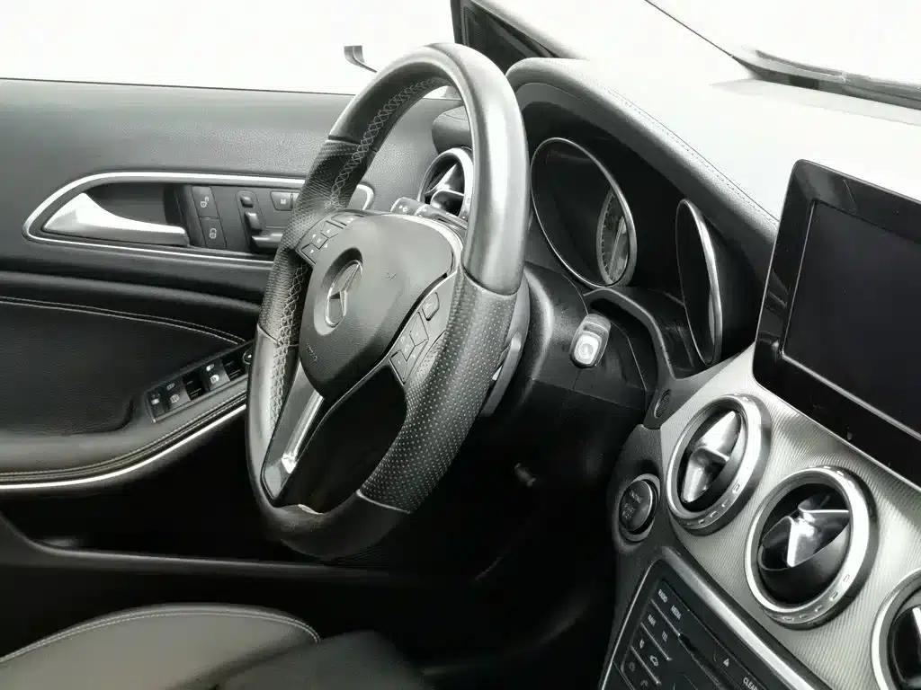 2016 Mercedes-Benz GLA 200 Fashion Edition — миниатюра 22