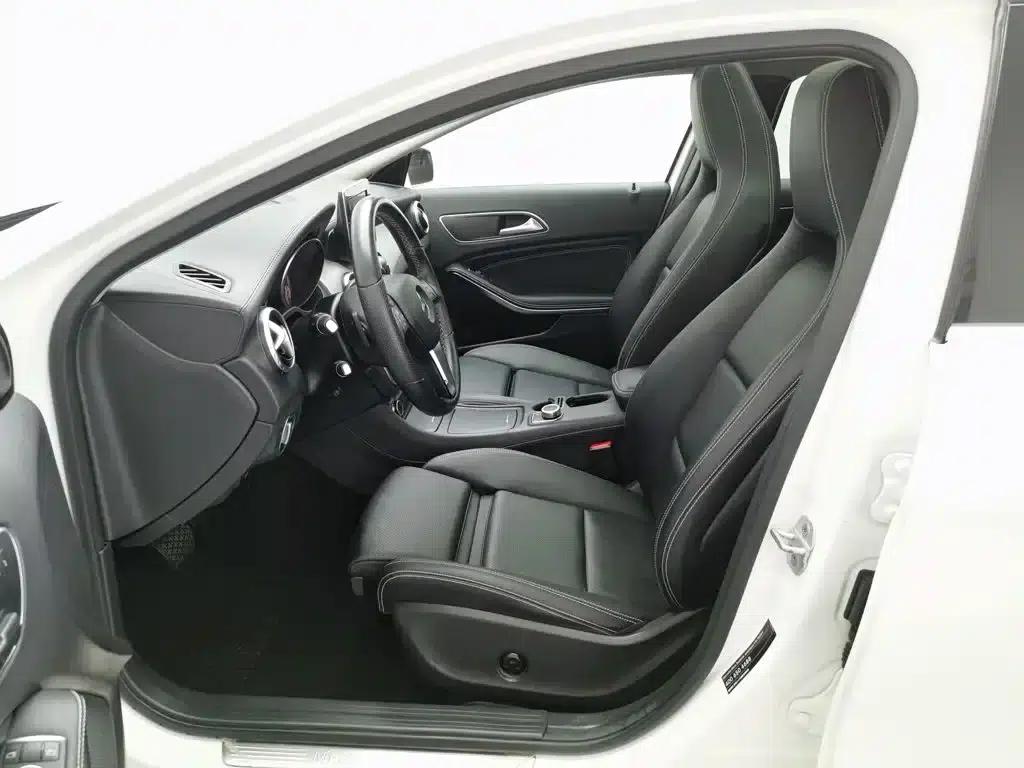 2016 Mercedes-Benz GLA 200 Fashion Edition — миниатюра 10