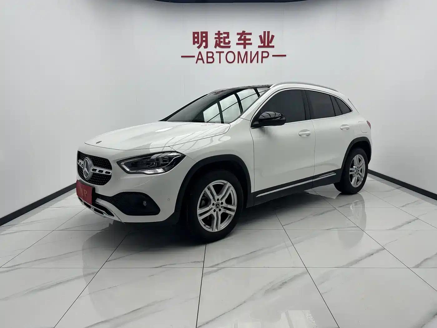 2022 Mercedes-Benz GLA 180 — миниатюра 1