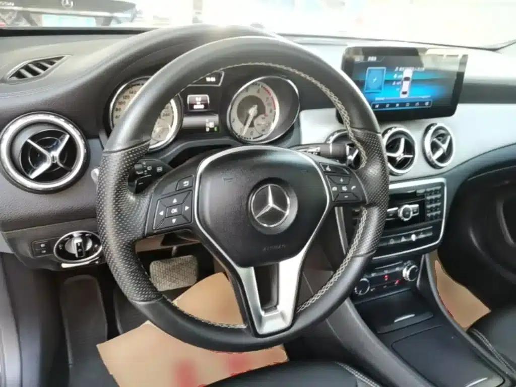 2015 Mercedes-Benz GLA 200 Fashion Edition — миниатюра 11