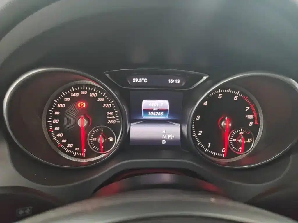 2017 Mercedes-Benz GLA 200 Dynamic — миниатюра 12