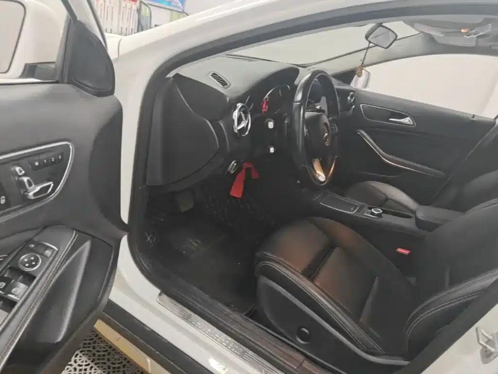 2017 Mercedes-Benz GLA 200 Dynamic — миниатюра 16