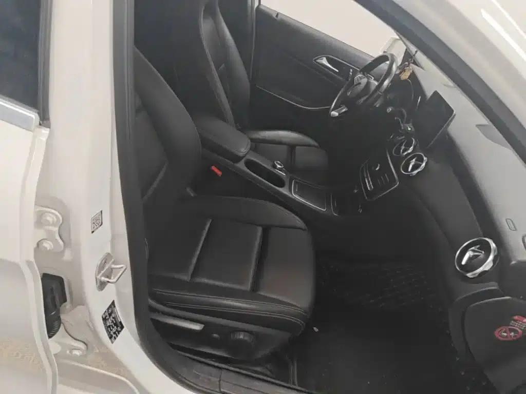 2017 Mercedes-Benz GLA 200 Dynamic — миниатюра 25