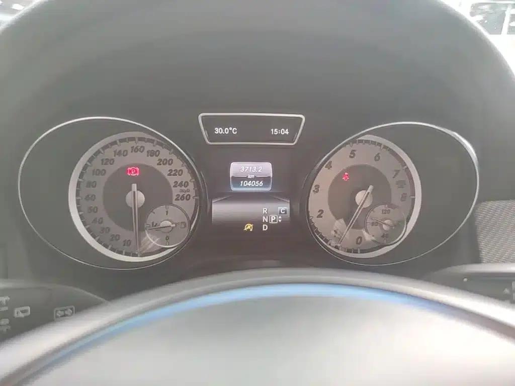 2016 Mercedes-Benz GLA 220 4MATIC Fashion Edition — миниатюра 12