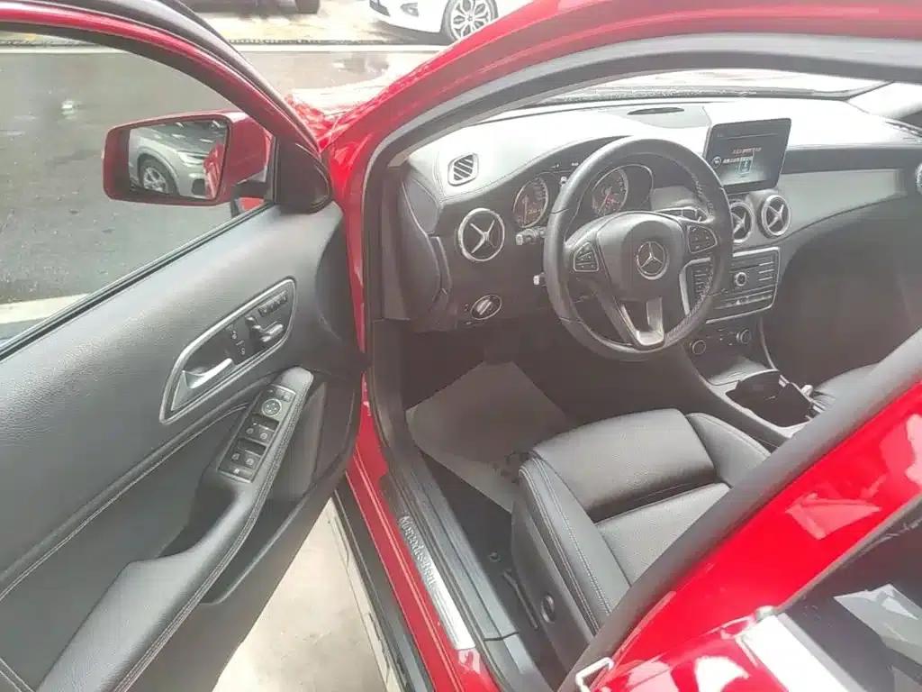 2016 Mercedes-Benz GLA 220 4MATIC Fashion Edition — миниатюра 16