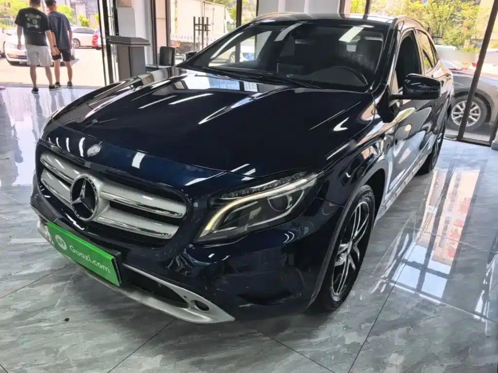 2016 Mercedes-Benz GLA 200 Fashion Edition — миниатюра 1