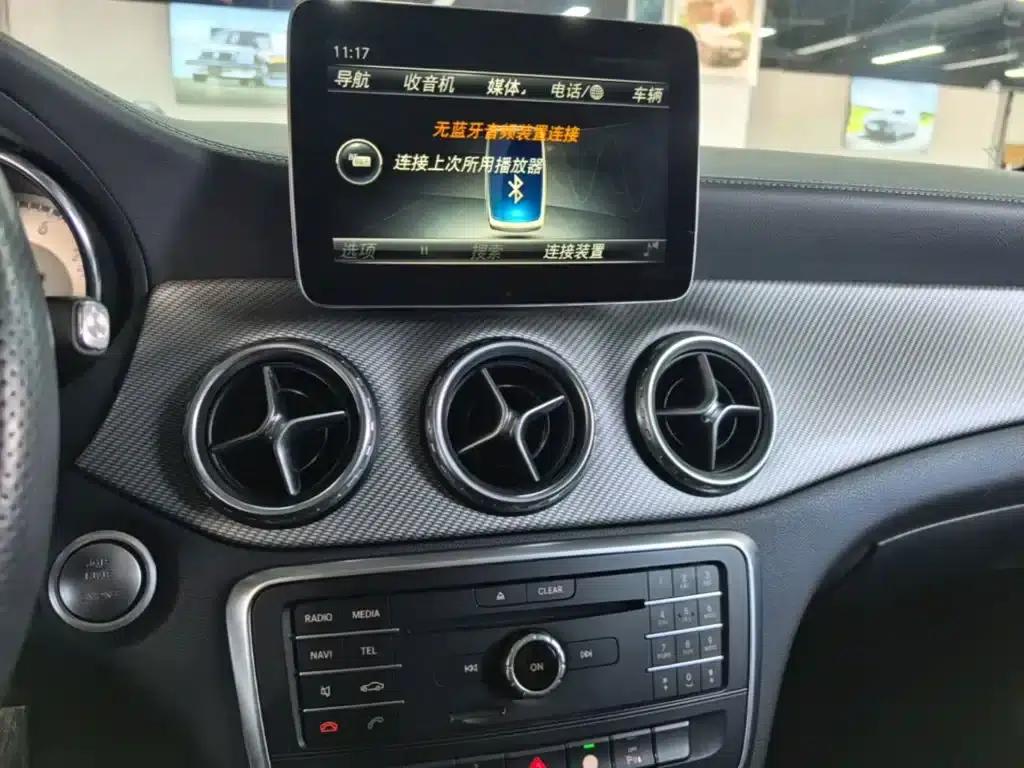 2016 Mercedes-Benz GLA 200 Fashion Edition — миниатюра 13