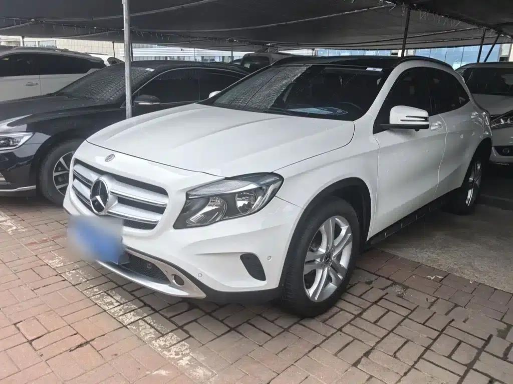 2016 Mercedes-Benz GLA 200 Dynamic — миниатюра 1