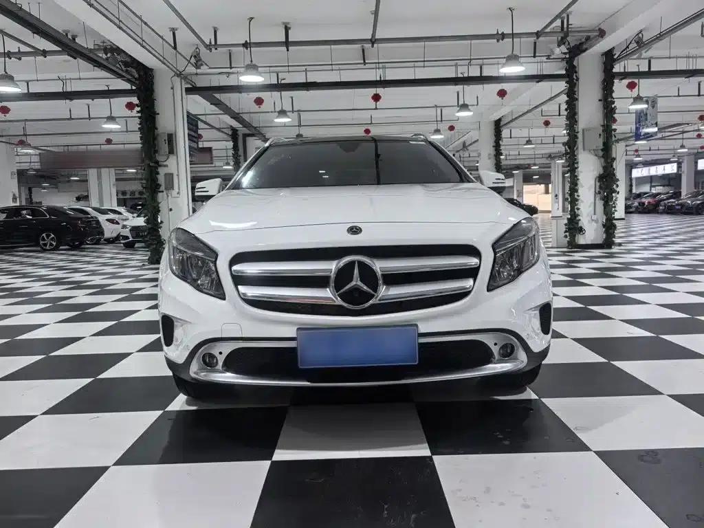 2016 Mercedes-Benz GLA 200 Dynamic — миниатюра 12
