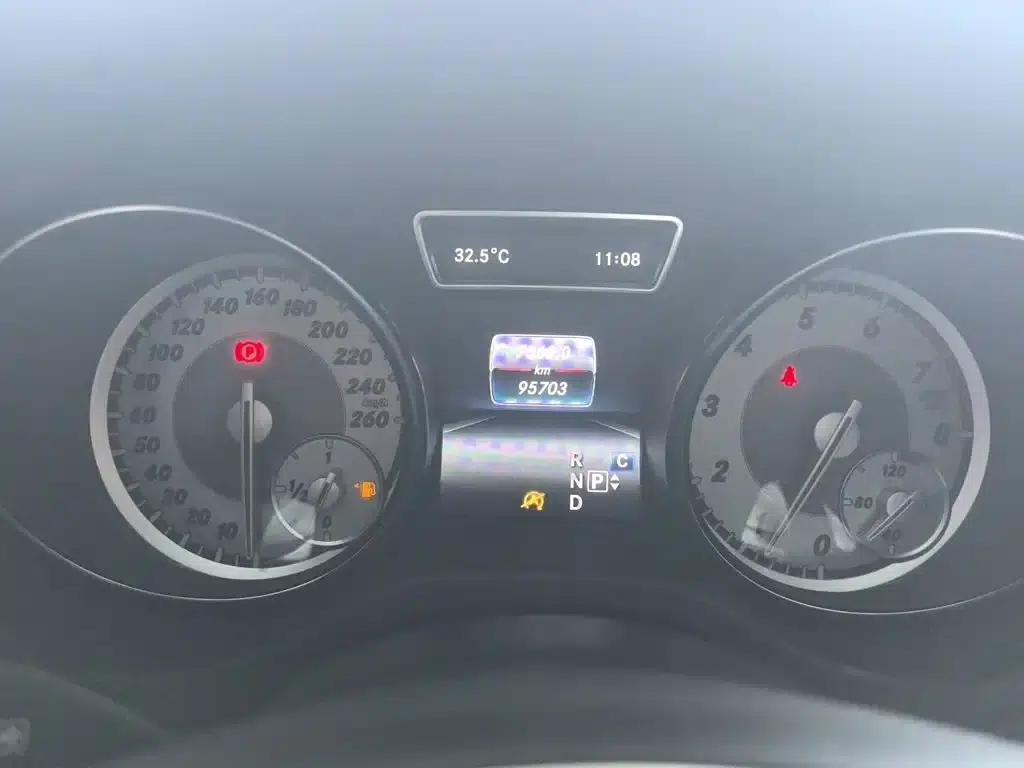 2016 Mercedes-Benz GLA 200 Dynamic — миниатюра 6