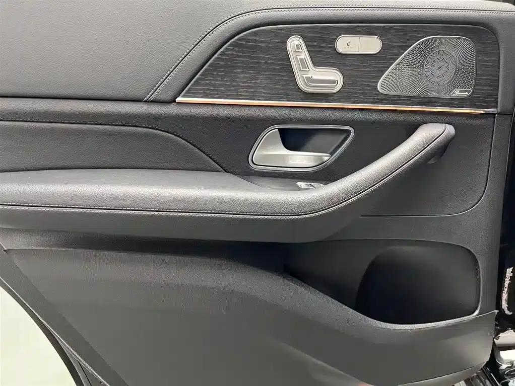 2025 Mercedes-Benz GLS 450 4MATIC Luxury — миниатюра 16