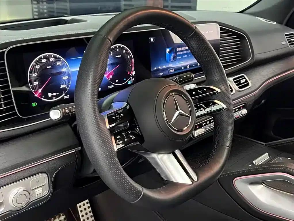 2025 Mercedes-Benz GLS 450 4MATIC Luxury — миниатюра 8