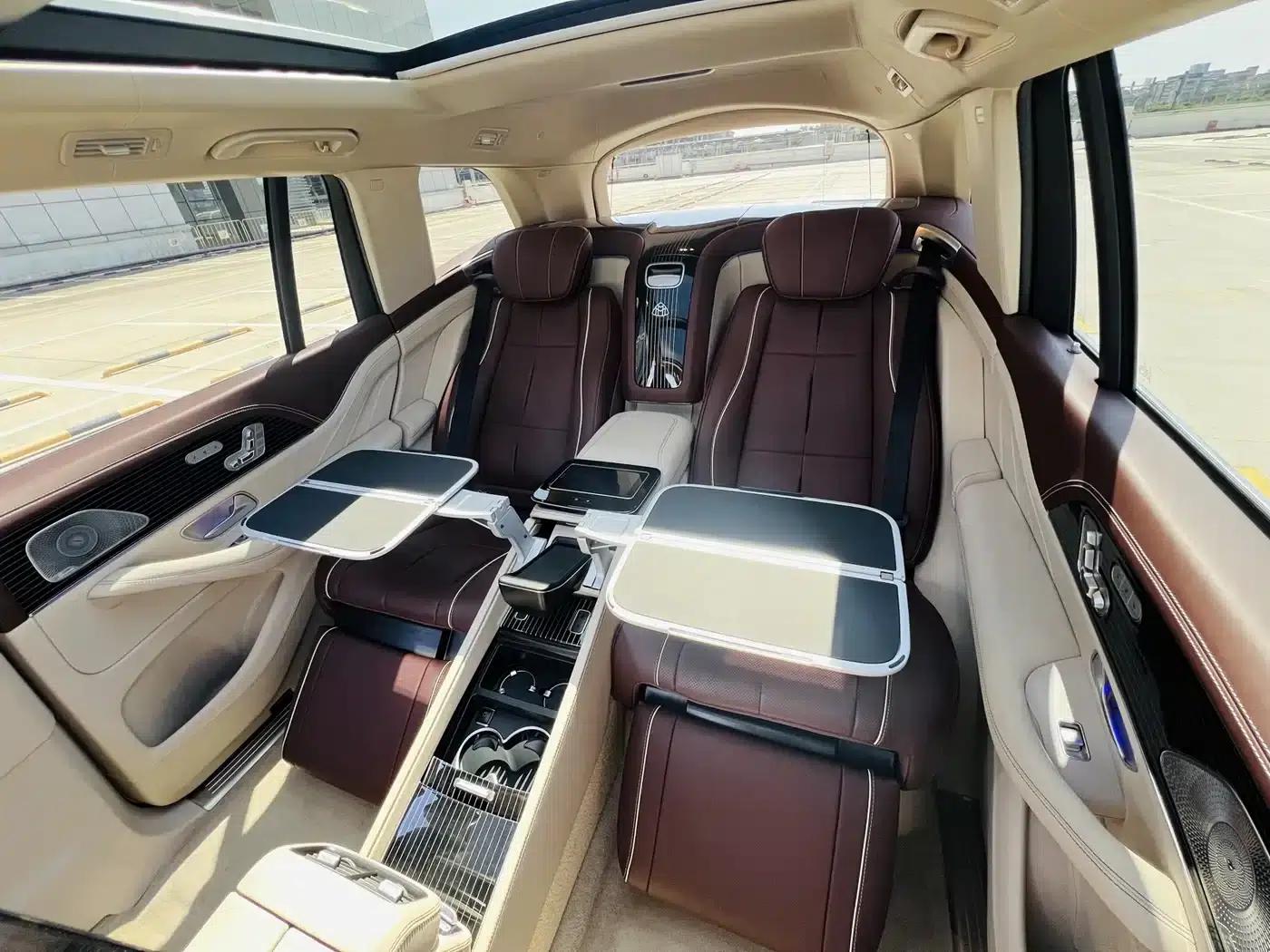 2023 Mercedes-Benz GLS 450 4MATIC Luxury — миниатюра 11