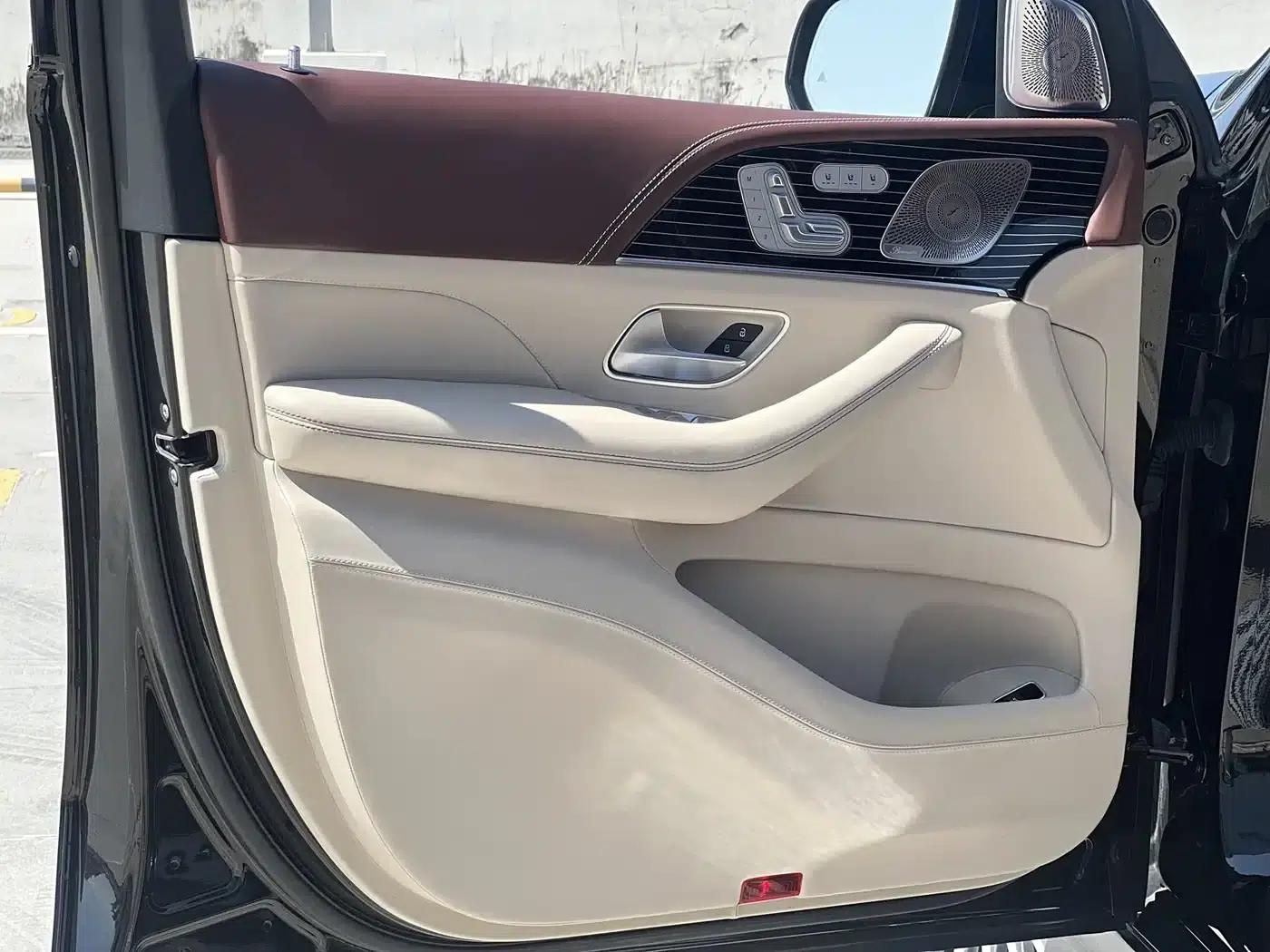 2023 Mercedes-Benz GLS 450 4MATIC Luxury — миниатюра 17