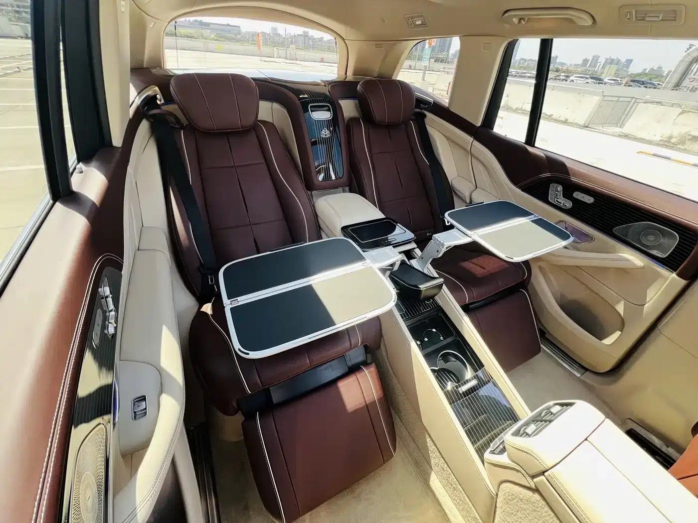2023 Mercedes-Benz GLS 450 4MATIC Luxury — миниатюра 9