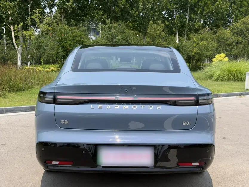 Leapmotor B01 2025 550 LiDAR Edition — миниатюра 12