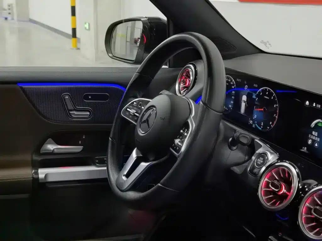 2021 Mercedes-Benz GLB 200 Dynamic — миниатюра 22