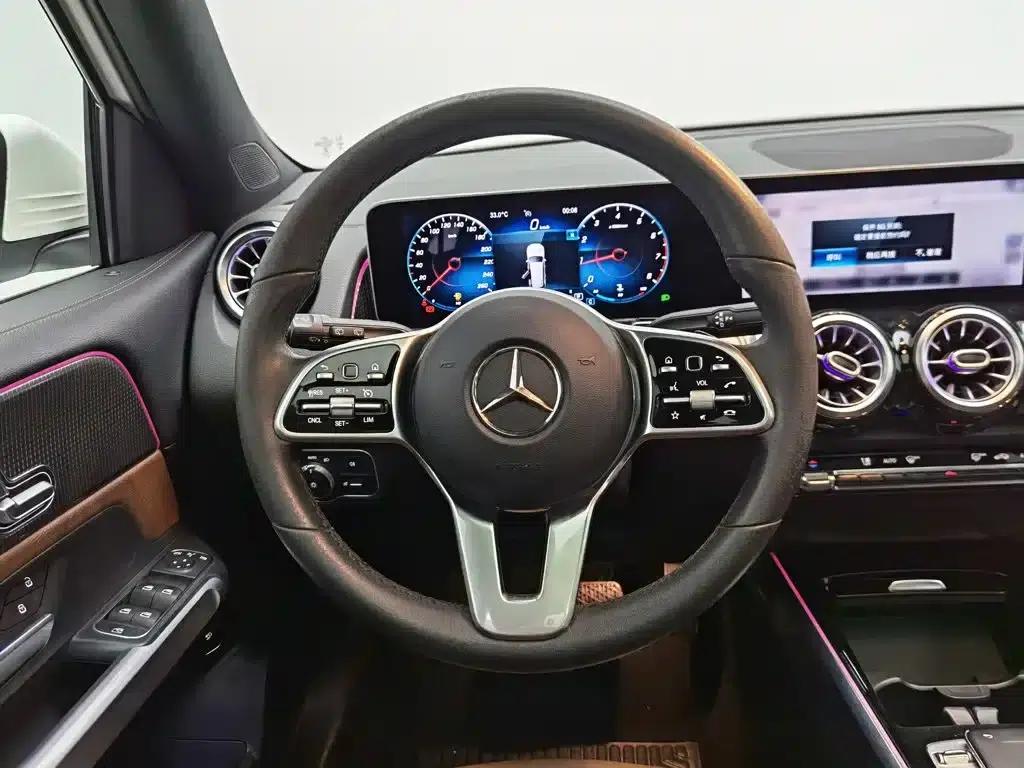 Mercedes-Benz GLB 2020 Fashion Edition — миниатюра 11