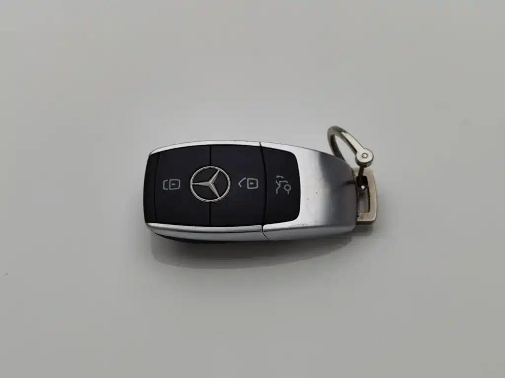 Mercedes-Benz GLB 2020 Fashion Edition — миниатюра 19