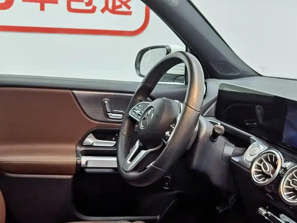 Mercedes-Benz GLB 2020 Fashion Edition — миниатюра 22