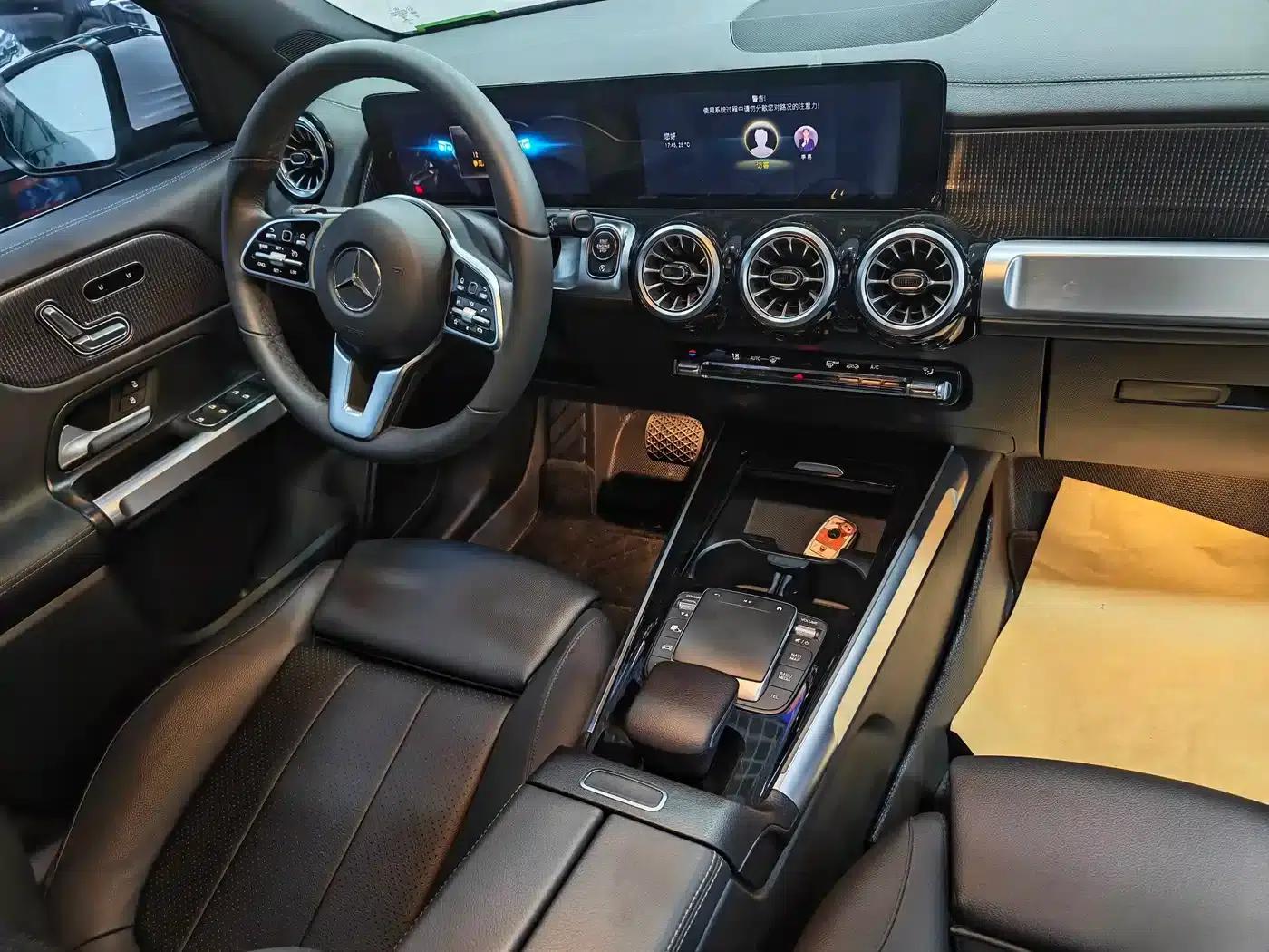 2022 Mercedes-Benz GLB 200 Dynamic — миниатюра 11