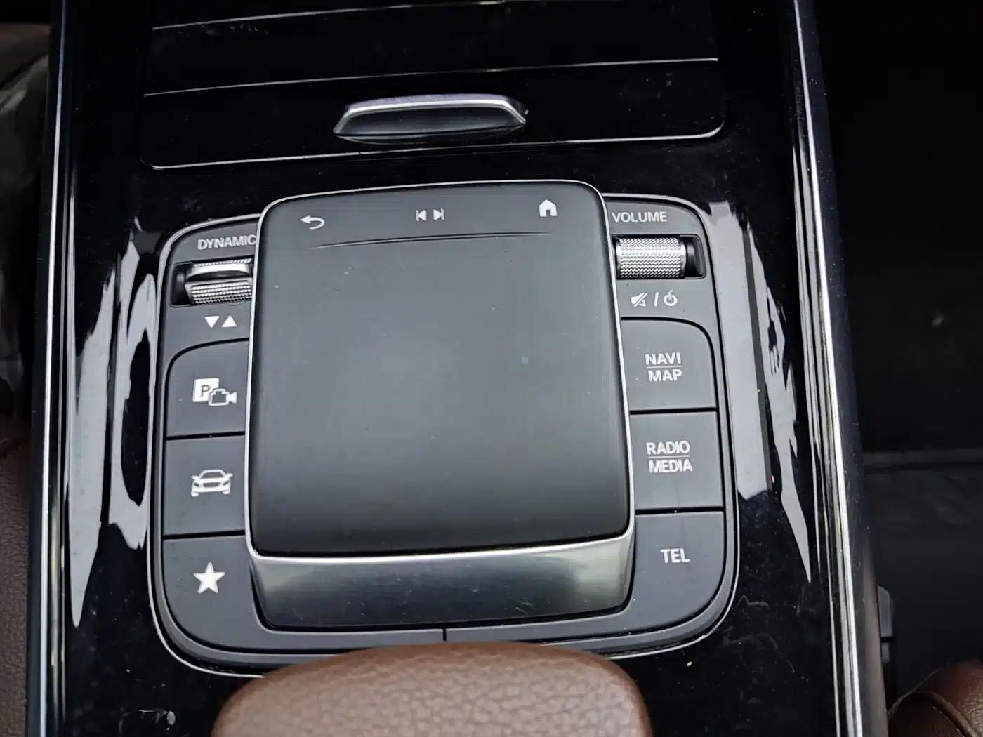 2020 Mercedes-Benz GLB 180 Fashion Edition — миниатюра 14