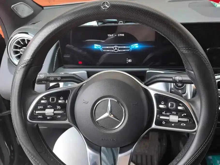 2023 Mercedes-Benz GLB 220 Fashion Edition — миниатюра 15