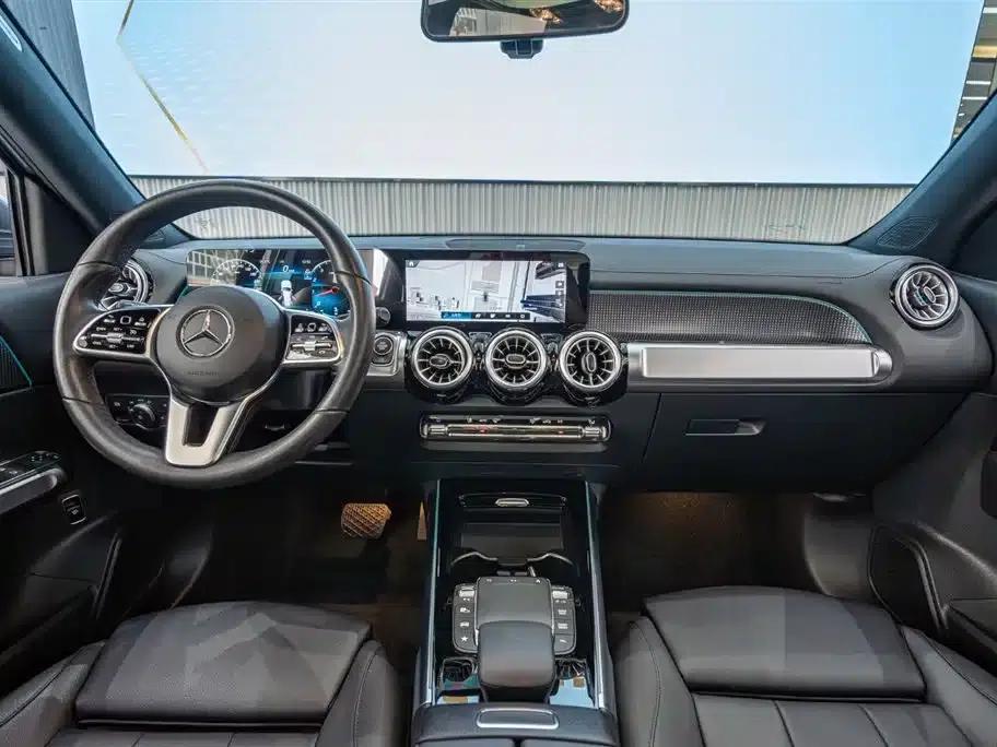 2023 Mercedes-Benz GLB 220 Fashion Edition — миниатюра 16