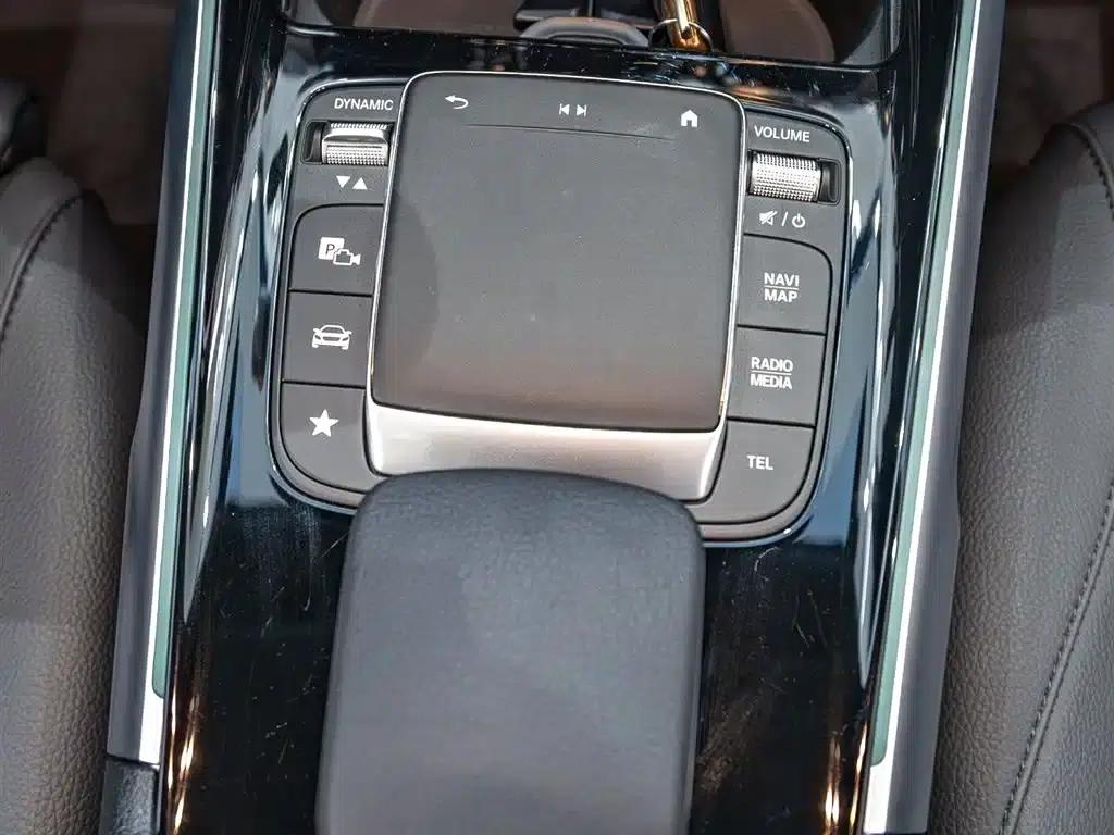 2023 Mercedes-Benz GLB 220 Fashion Edition — миниатюра 17