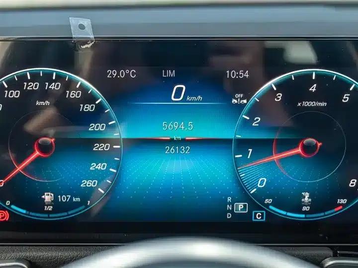 2023 Mercedes-Benz GLB 220 Fashion Edition — миниатюра 24