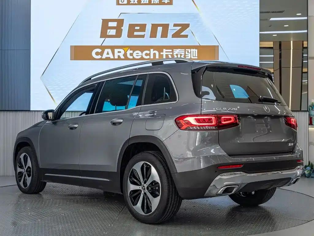 2023 Mercedes-Benz GLB 220 Fashion Edition — миниатюра 4