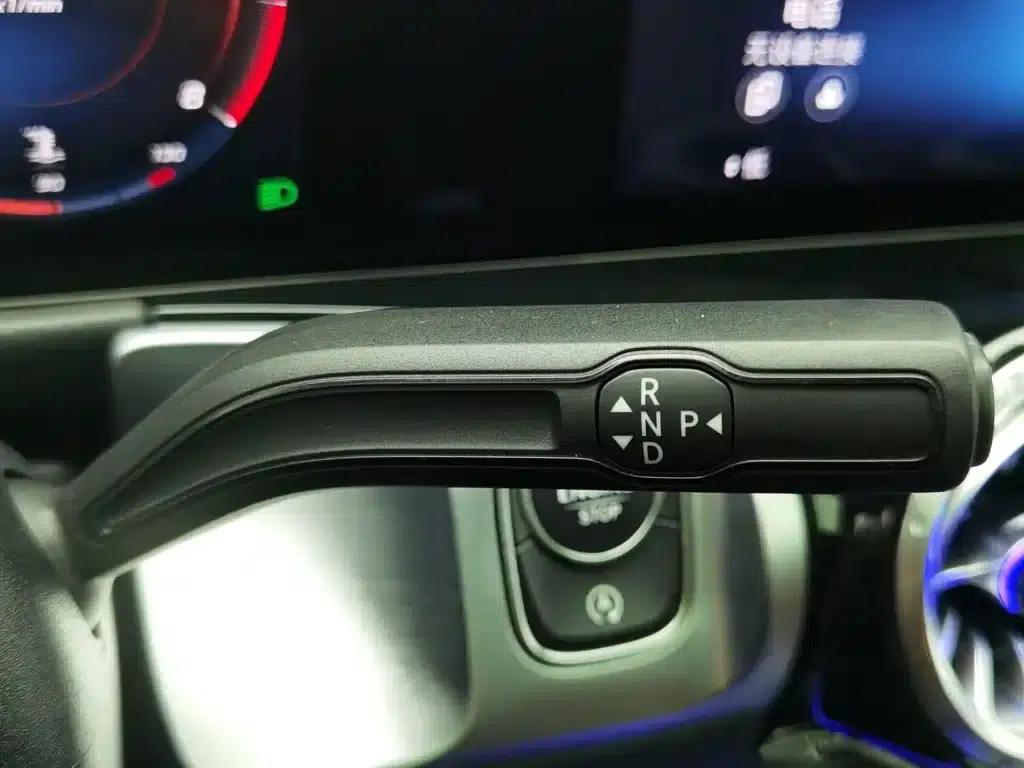 2022 Mercedes-Benz GLB 220 4MATIC — миниатюра 13