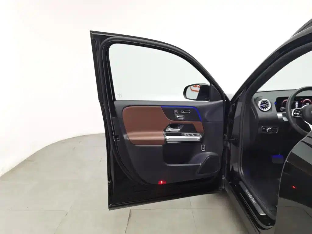2022 Mercedes-Benz GLB 220 4MATIC — миниатюра 8