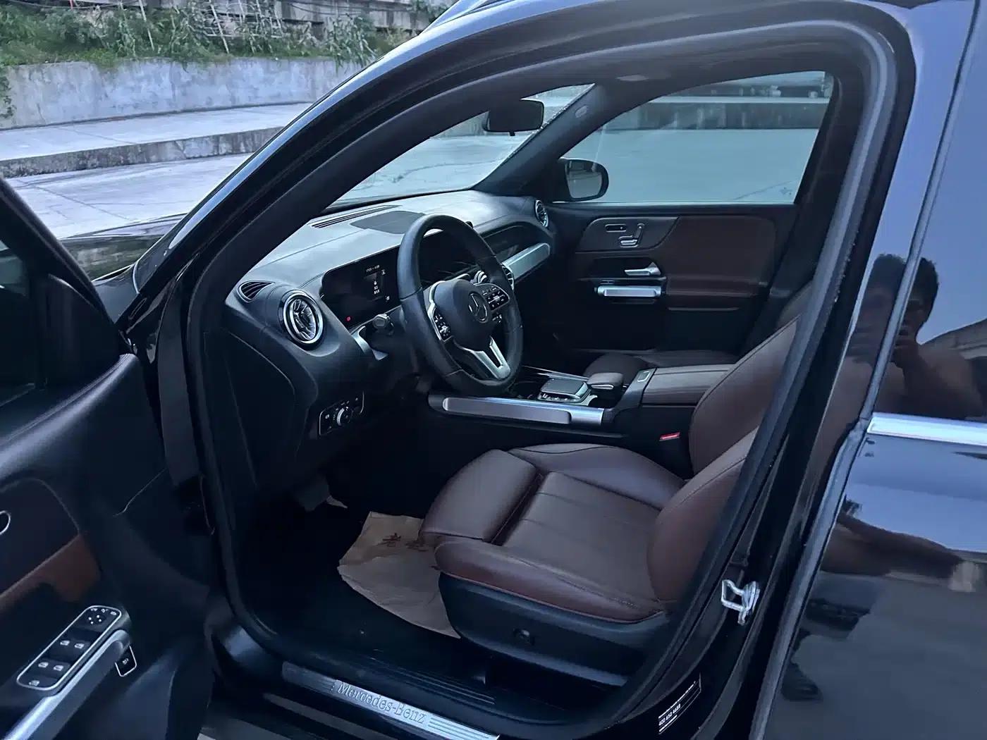 2023 Mercedes-Benz GLB 220 Fashion Edition — миниатюра 4