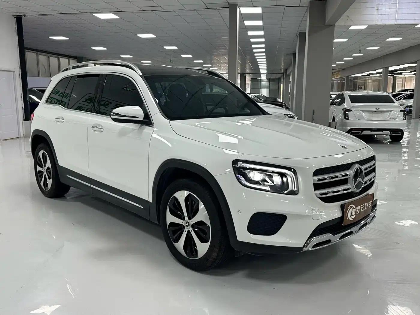 2023 Mercedes-Benz GLB 220 Fashion Edition — миниатюра 3
