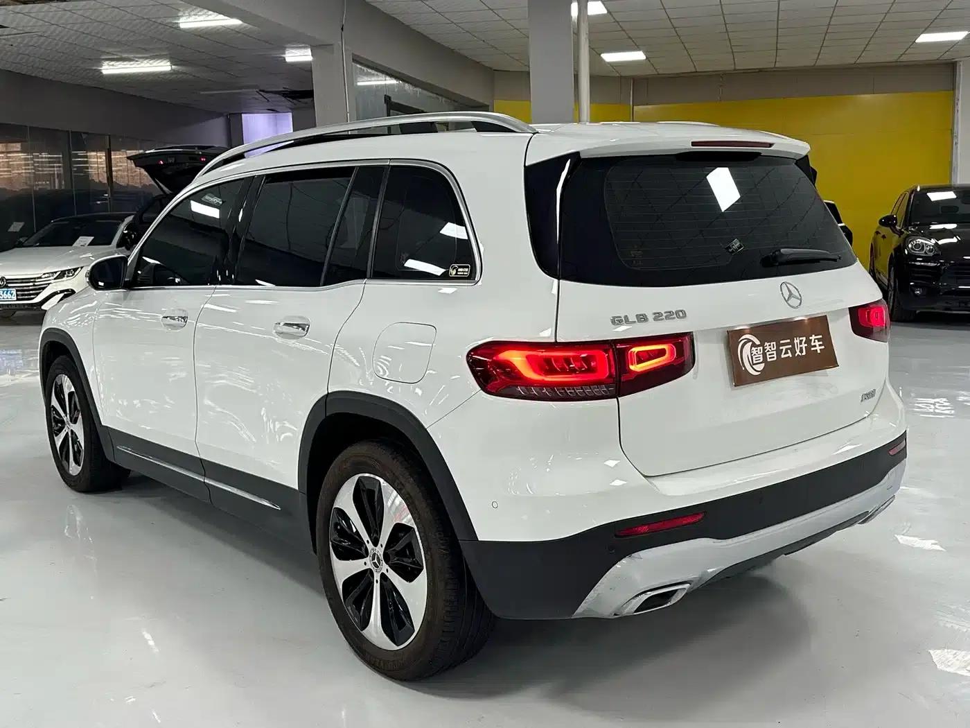 2023 Mercedes-Benz GLB 220 Fashion Edition — миниатюра 7