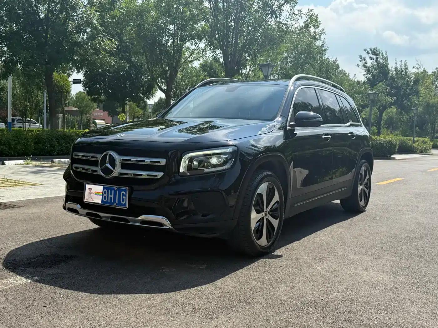 Mercedes-Benz GLB 2022 Facelift GLB 200 Fashion Model — миниатюра 1