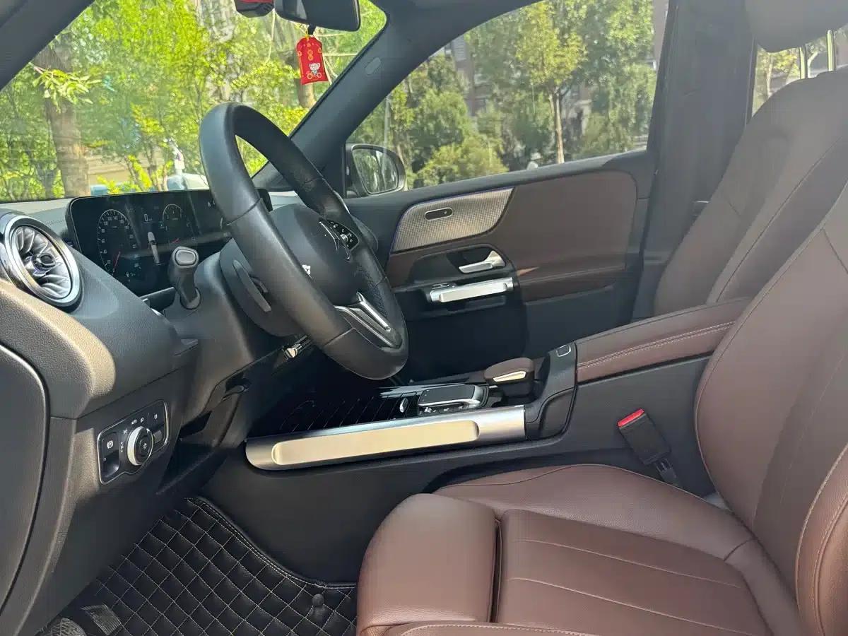 Mercedes-Benz GLB 2022 Facelift GLB 200 Fashion Model — миниатюра 8