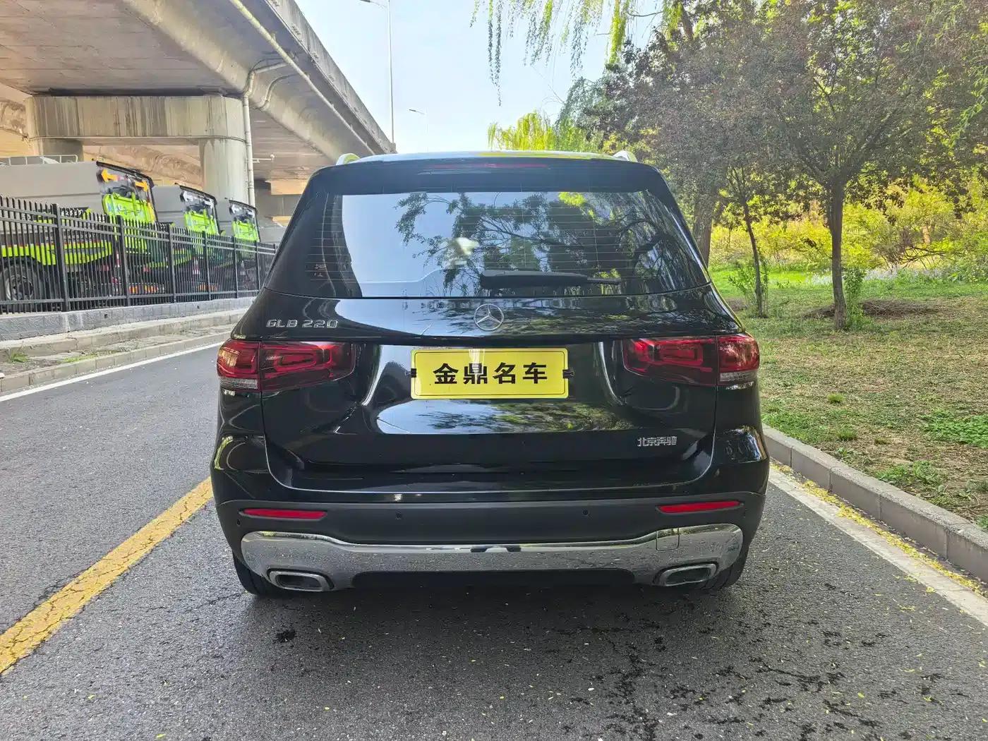2021 Mercedes-Benz GLB 200 Dynamic — миниатюра 4