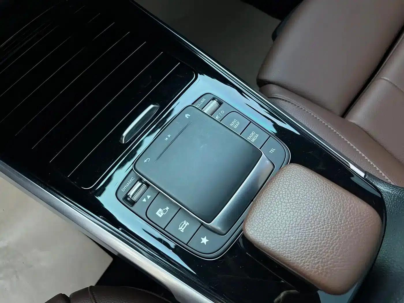 2020 Mercedes-Benz GLB 180 Fashion Edition — миниатюра 16