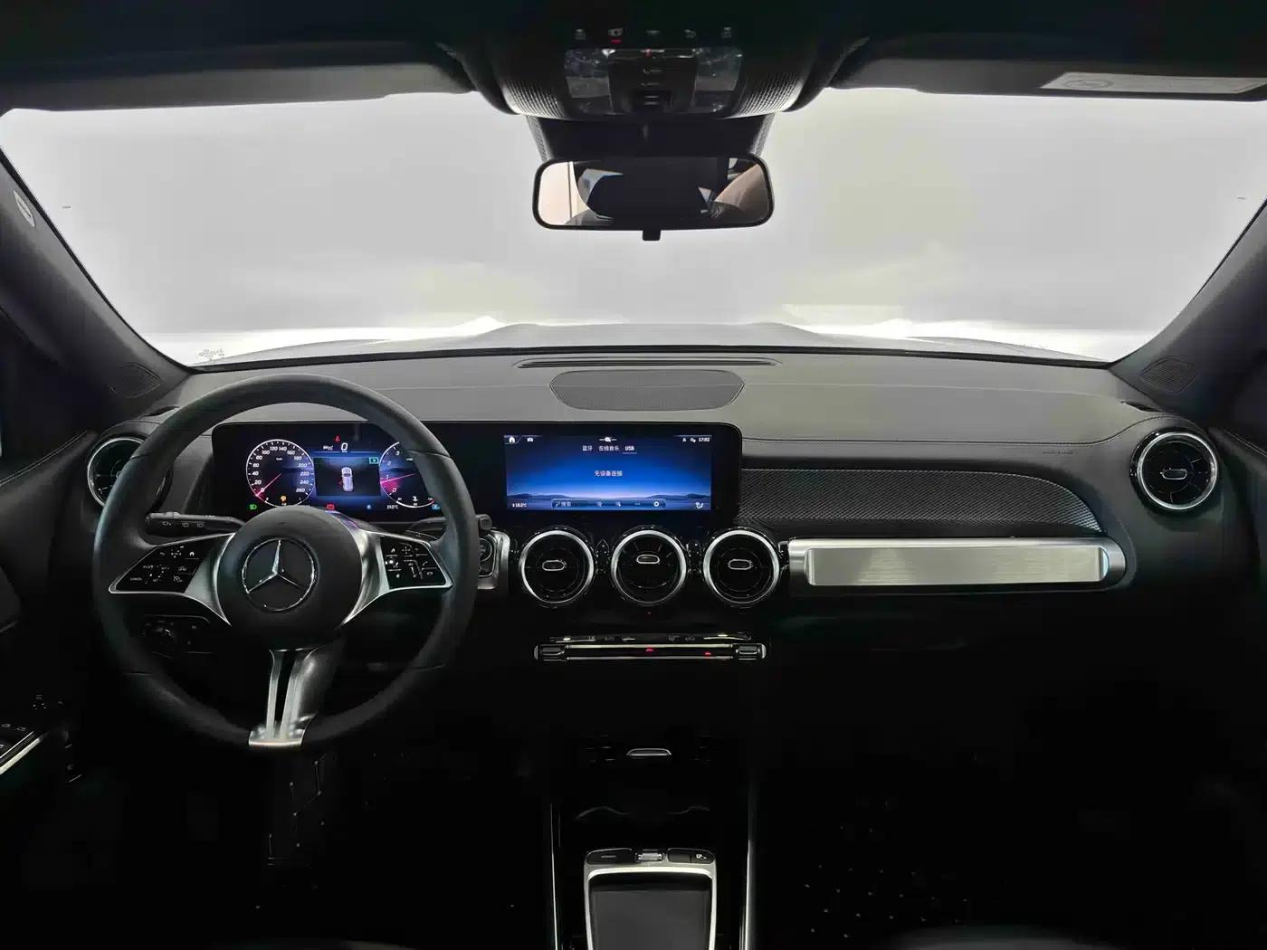 Mercedes-Benz GLB 2024 Facelift GLB 200 Dynamic — миниатюра 22