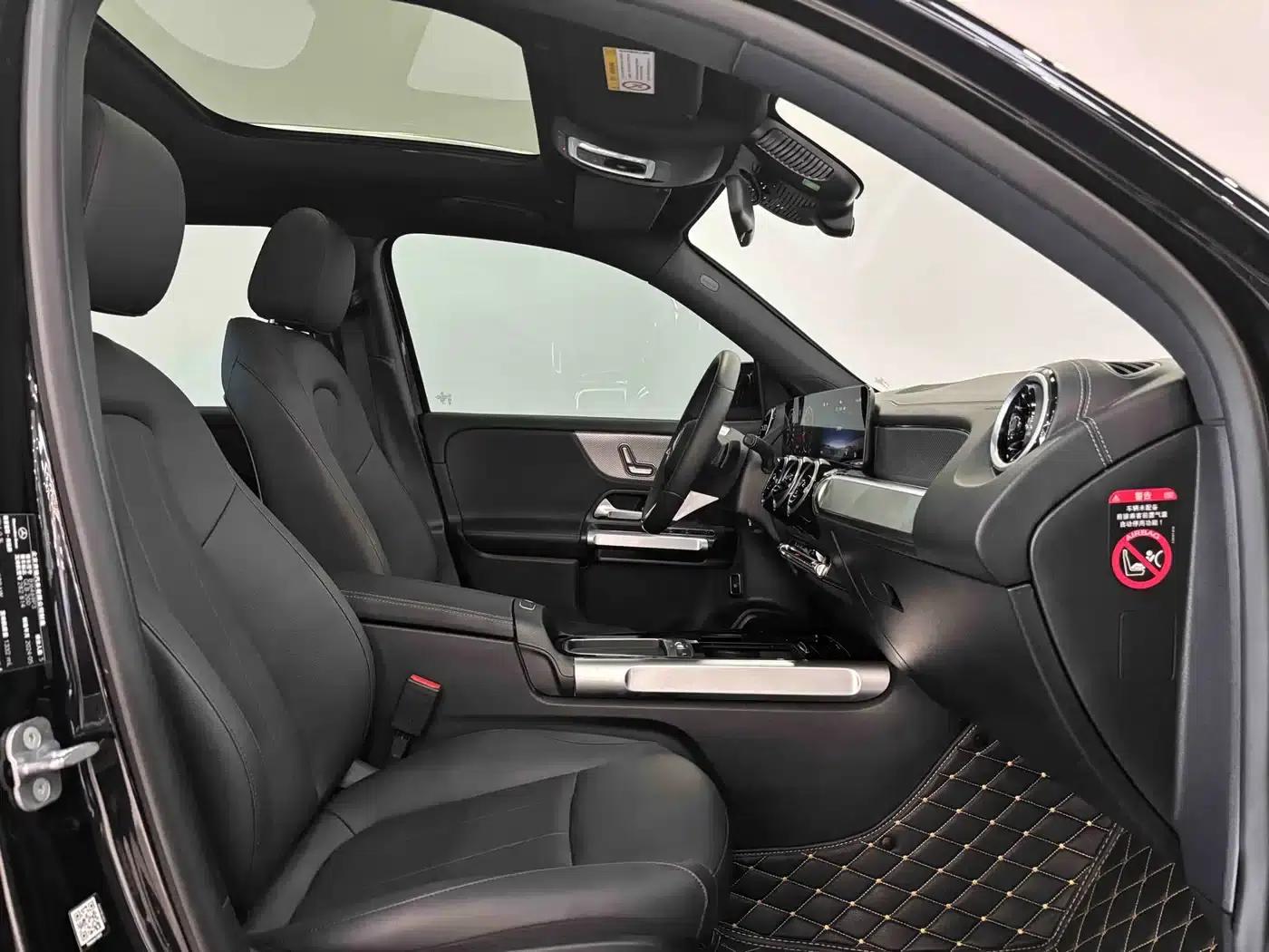 Mercedes-Benz GLB 2024 Facelift GLB 200 Dynamic — миниатюра 27