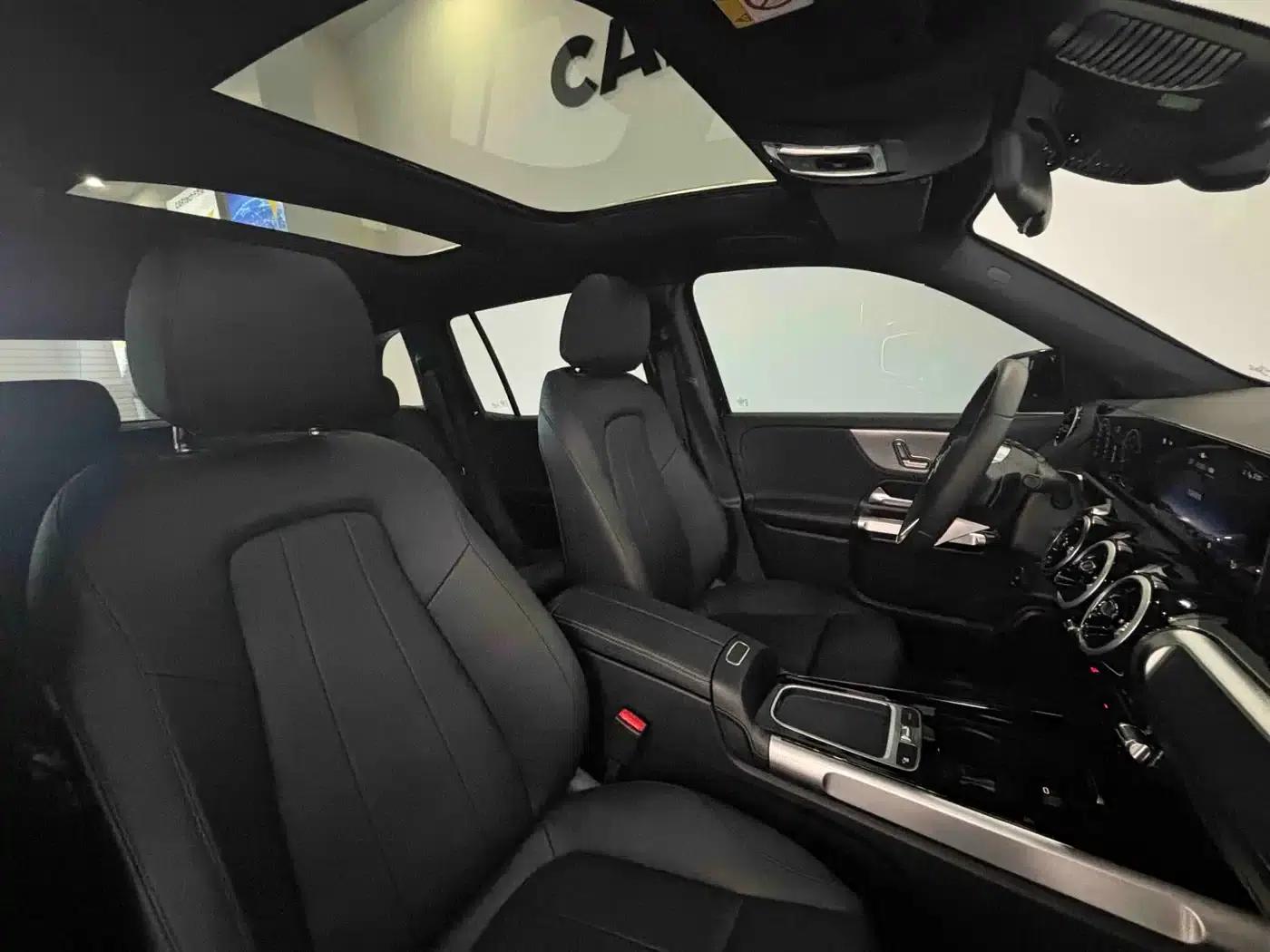 Mercedes-Benz GLB 2024 Facelift GLB 200 Dynamic — миниатюра 29